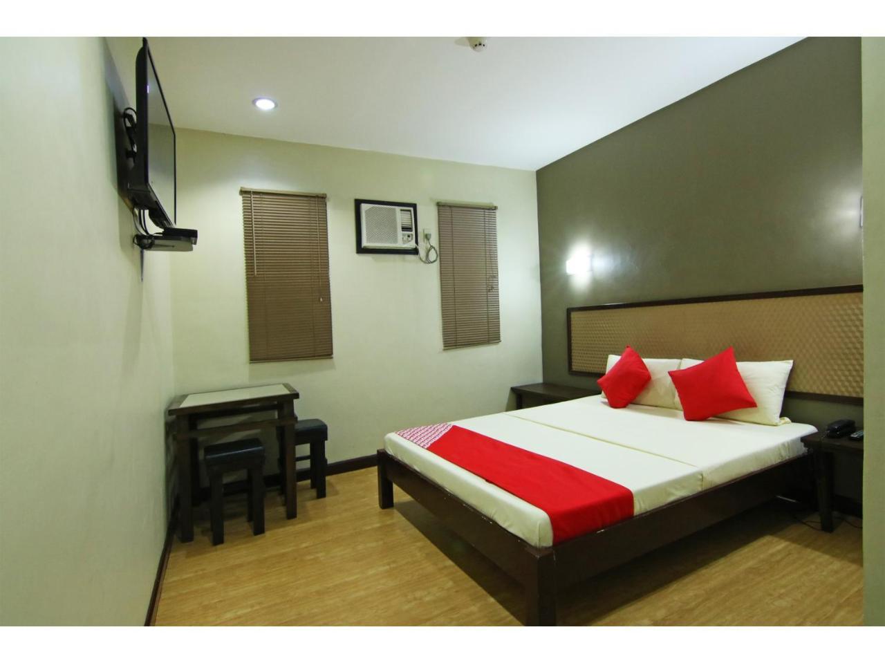 Oyo 110 Asiatel Hotel Pasay Exterior foto